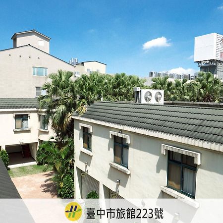 楓采汽車旅館 Fengyuan Bagian luar foto